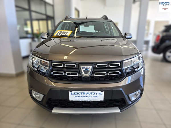 SANDERO STEPWAY